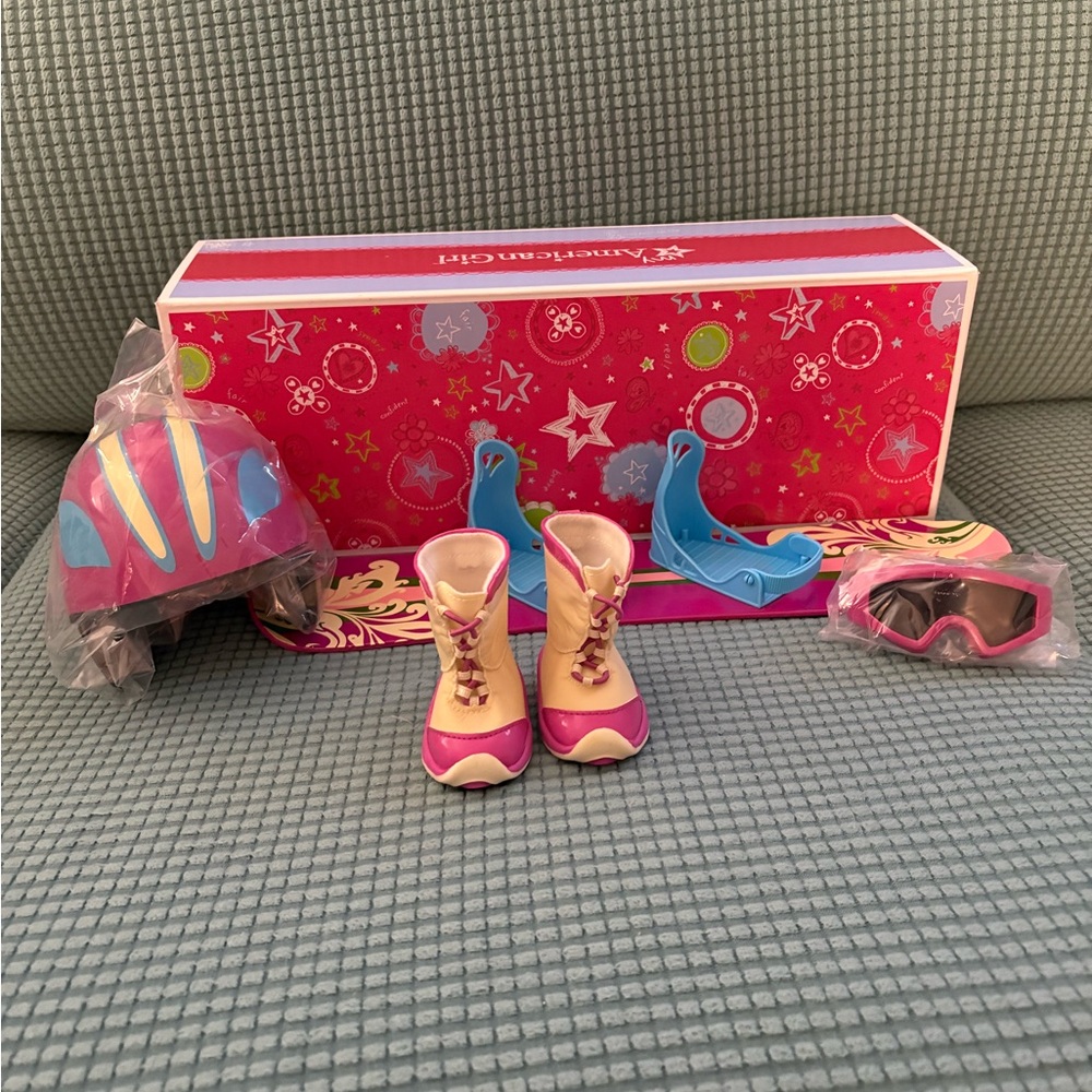 American Girl Snowboard & Gear Set - NEVER BEEN USED, NEW IN BOX
